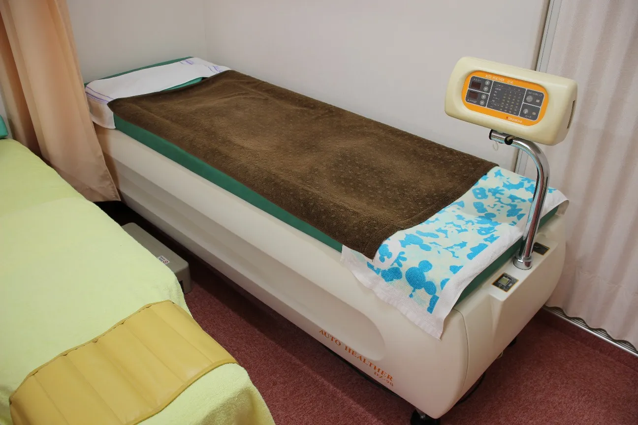 マッサージベッド